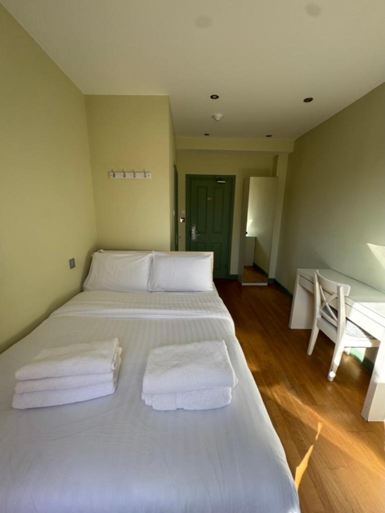 Matheson Olympia Hotel London Bagian luar foto